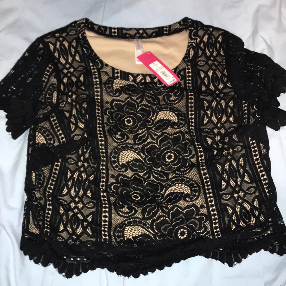 NWT Crop top
